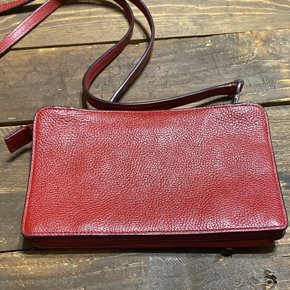 Coach Noa Pop Up Messenger Crossbody Bag in Pebble Red Leather - Picture 3 of 16